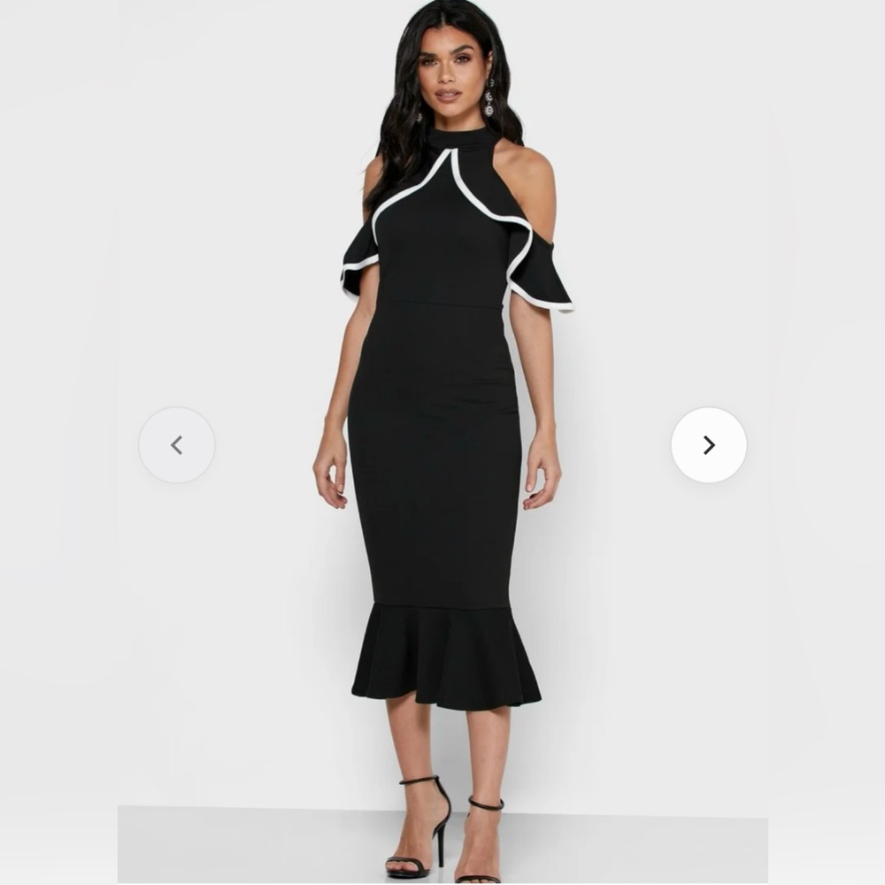 NWT QUIZ
Women's Piped Cold Shoulder Midi Dress. Size 8